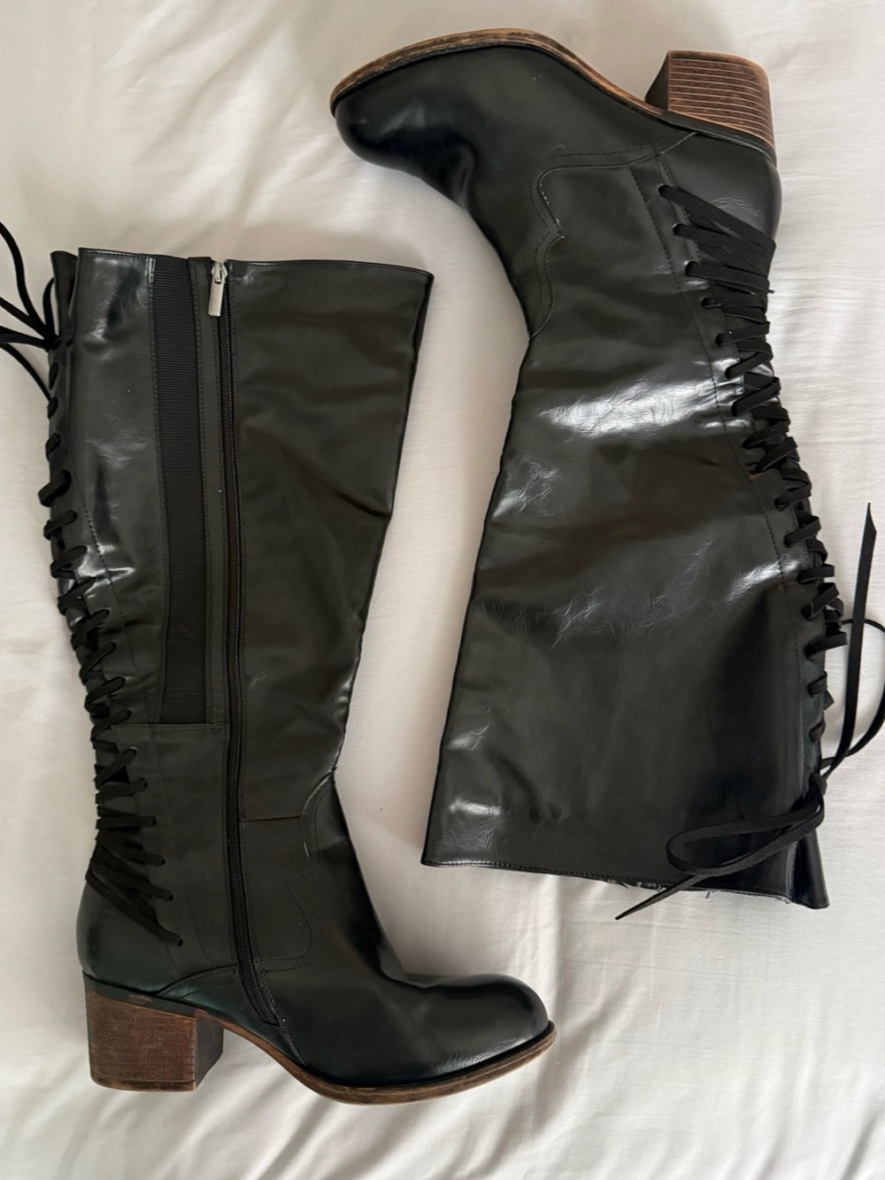 Torrid Black Leather Knee High
Riding Boots 12W Wide Width Calf
Lace Up Back Blo